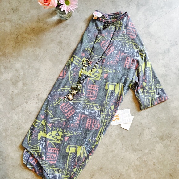 LuLaRoe Tops - Lularoe Irma tunic sz xs nwt cotton material